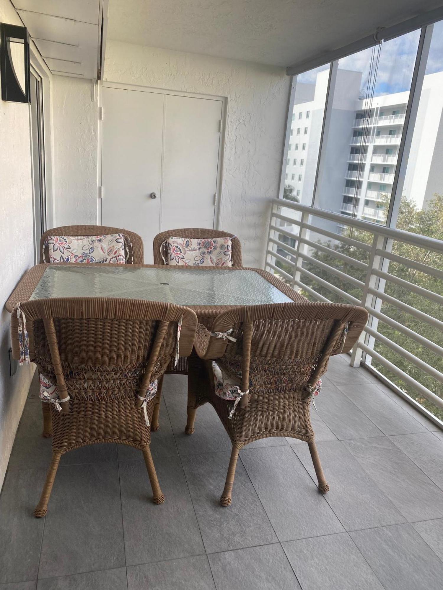 Le Frontenac Villa Sunny Isles Beach Exterior foto