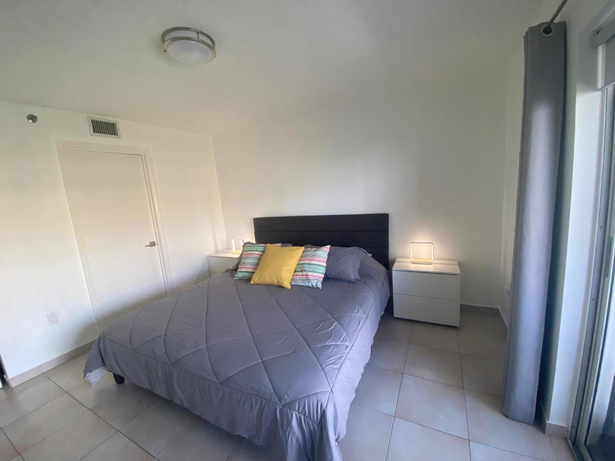 Le Frontenac Villa Sunny Isles Beach Exterior foto